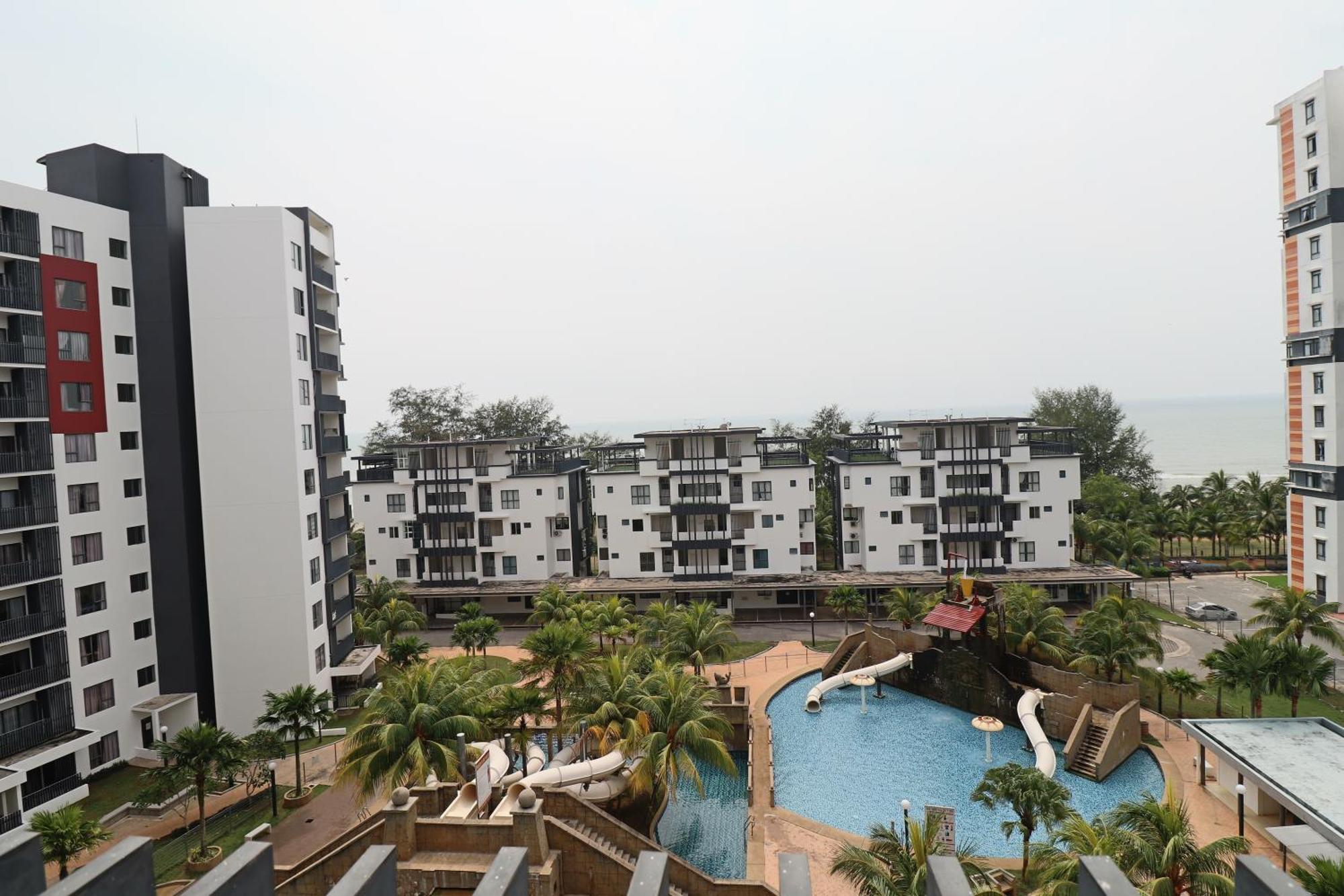 Nature Home 2 - Swiss Garden Resort Residences Beachfront Villa 关丹 外观 照片
