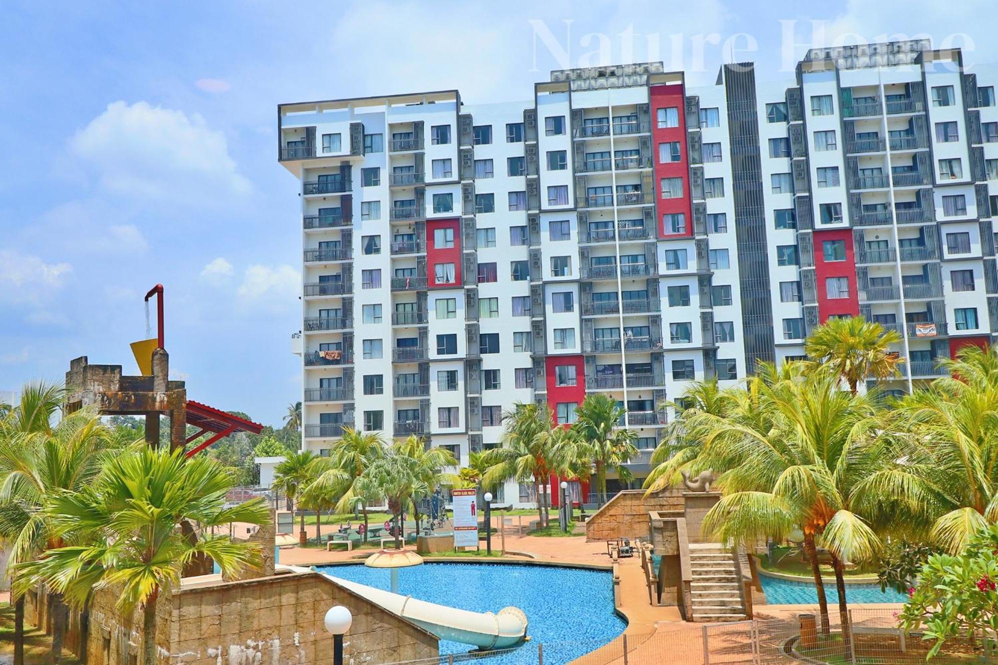 Nature Home 2 - Swiss Garden Resort Residences Beachfront Villa 关丹 外观 照片