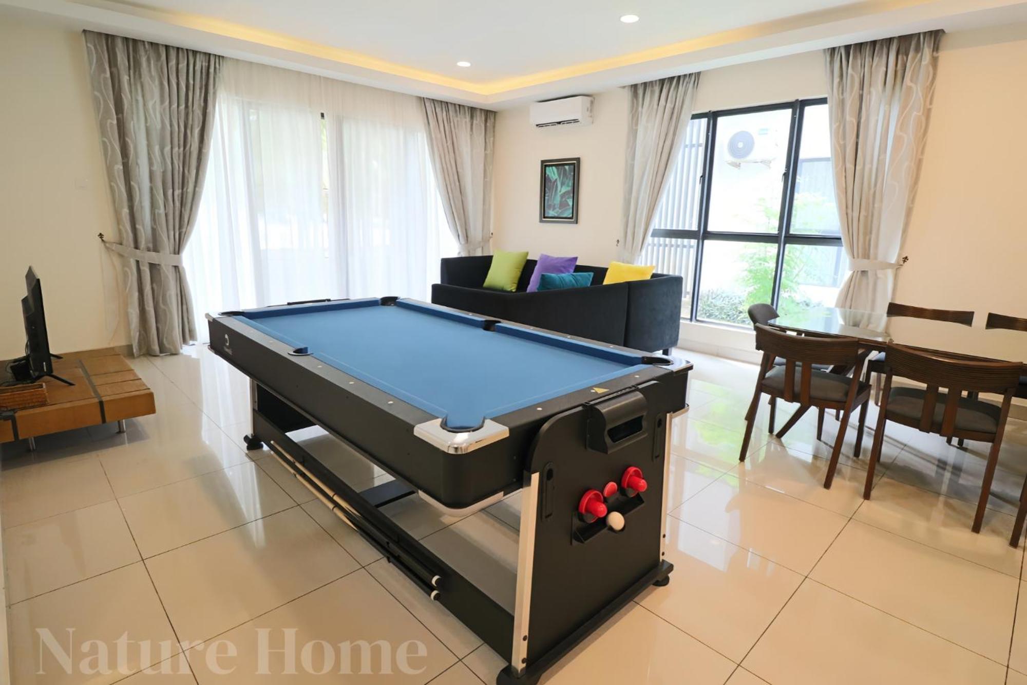 Nature Home 2 - Swiss Garden Resort Residences Beachfront Villa 关丹 外观 照片